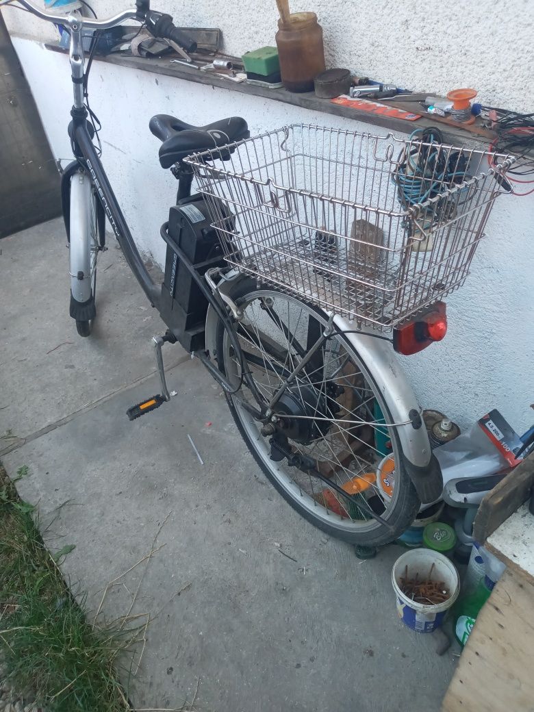 Vănd biciclete electrice în perfectă stare de funcționare