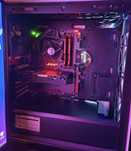 Vând PC complet (unitate, monitor și periferice)