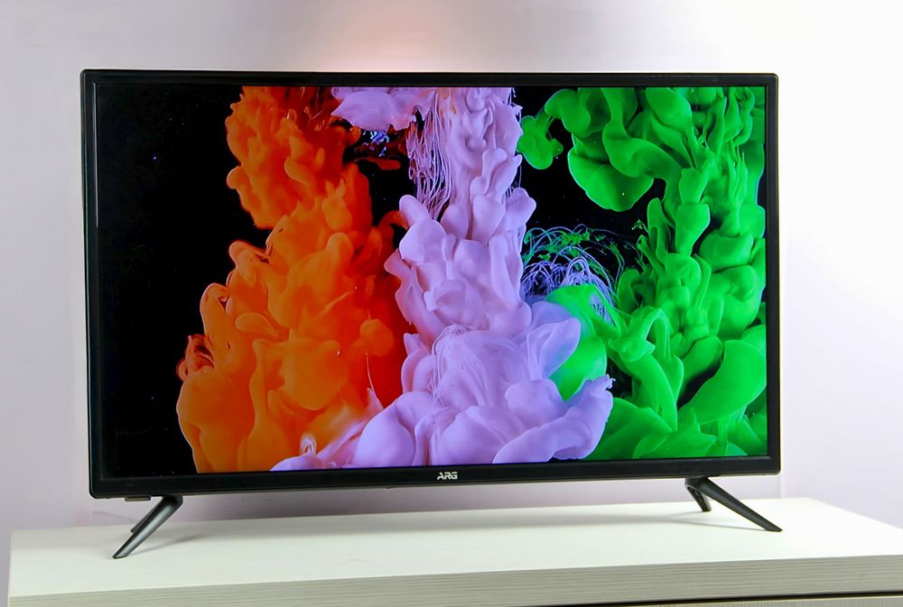 Продам телевизор 32" (81 см, Smart TV, YouTube, Wi-Fi)