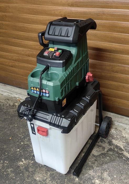 Валцова дробилка за клони Парксайд/Parkside 2800w