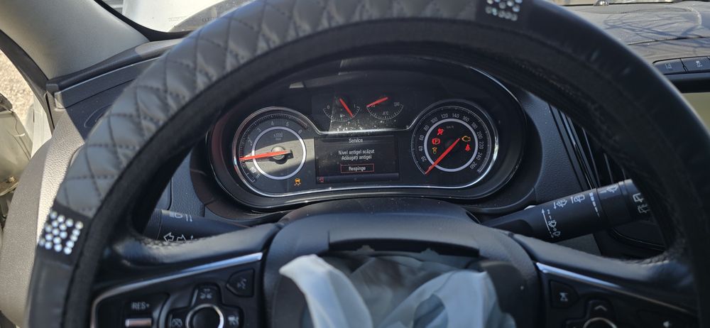 Opel insignia 2.0d 2014 avariat