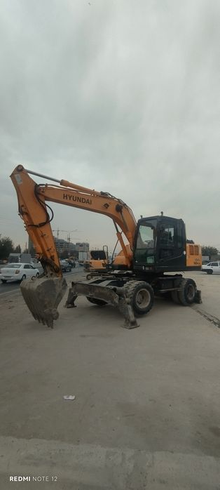 Ekskavator HYUNDAI 140