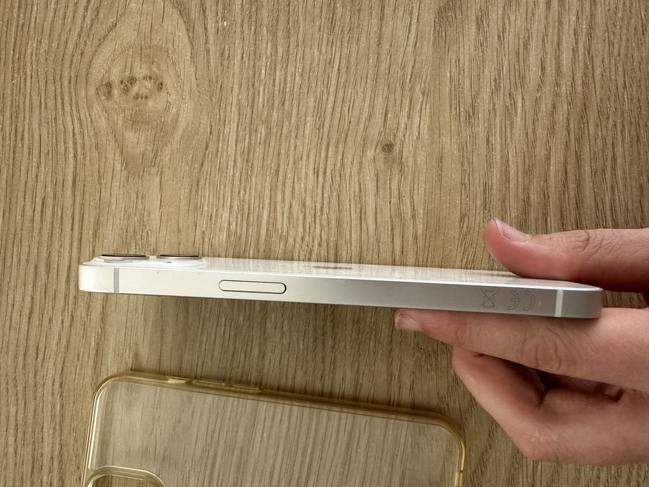 Iphone 13 white 128 GB