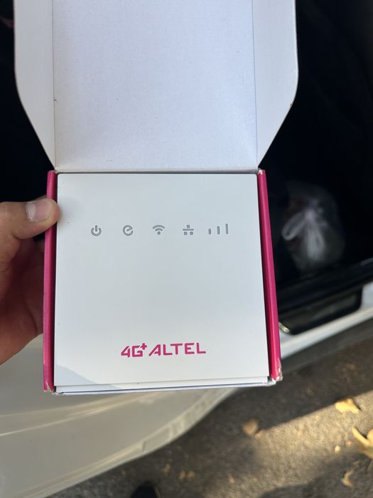Роутер altel новый