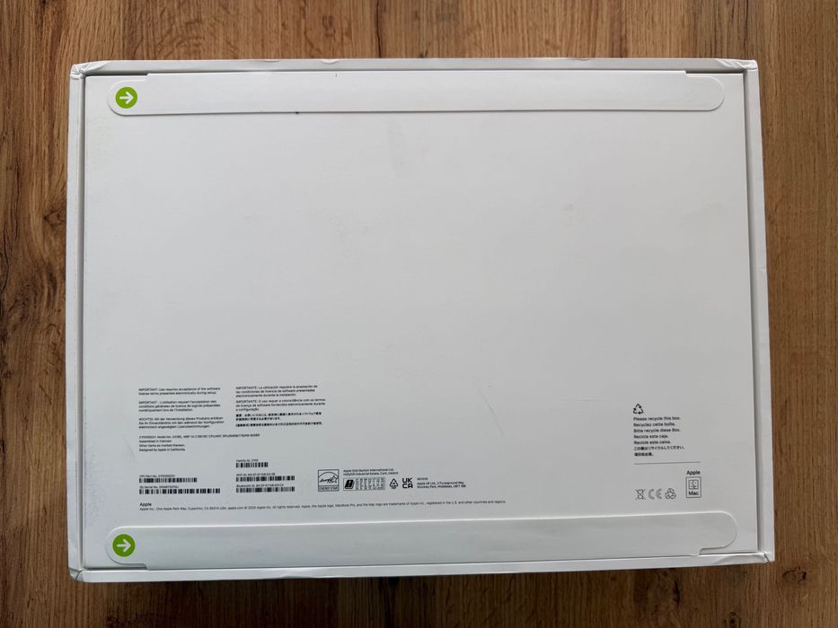 ЧИСТО НОВ MacBook Pro 14" M4 MAX 16-CPU, 40-GPU, 64GB RAM, 1TB SSD