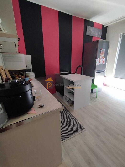 Продава се Тристаен апартамент в Пловдив, Кючук Париж - 64 кв.м за 1610 €/кв.м - Снимка #2