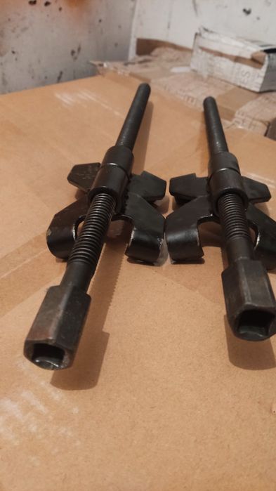 Presă arcuri        .