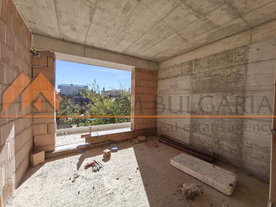 2-стаен в Варна-Бриз площ 61