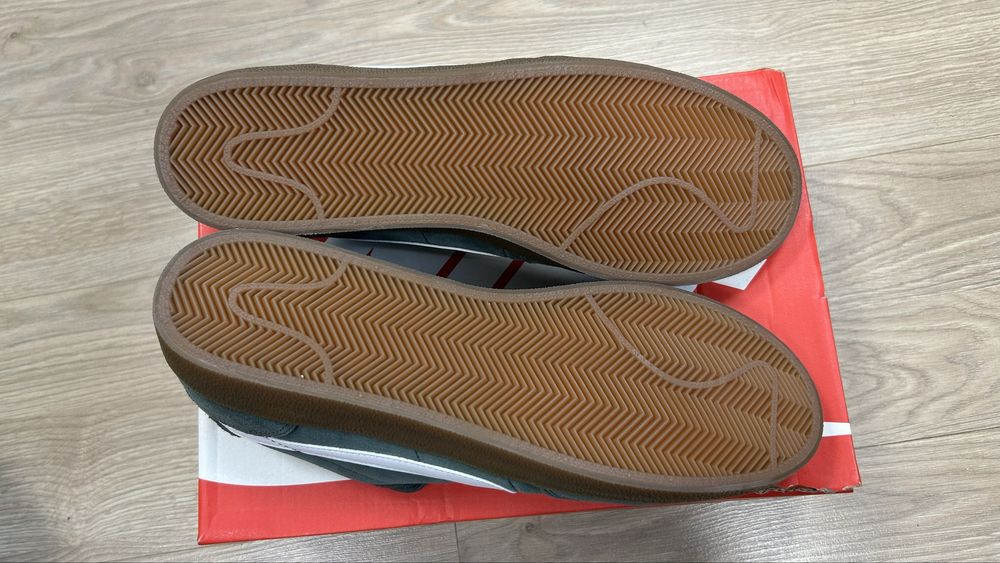 Продавам чисто нови NIKE KILLSHOT 2  Номер 46.