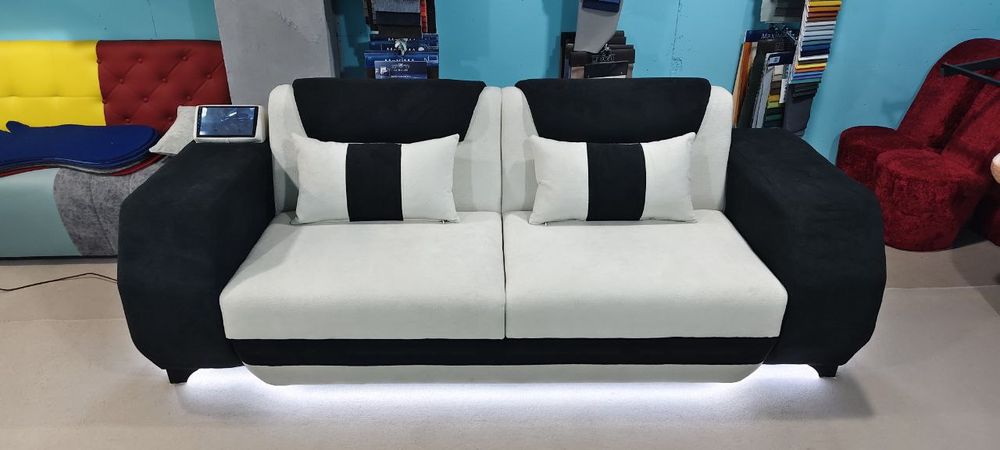 Музыкальная система. Диван. LED подсветка. Продаётся.