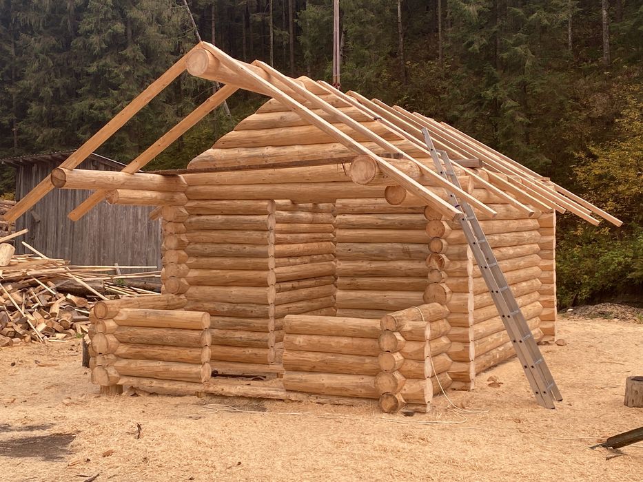 Cabane din lemn rotund