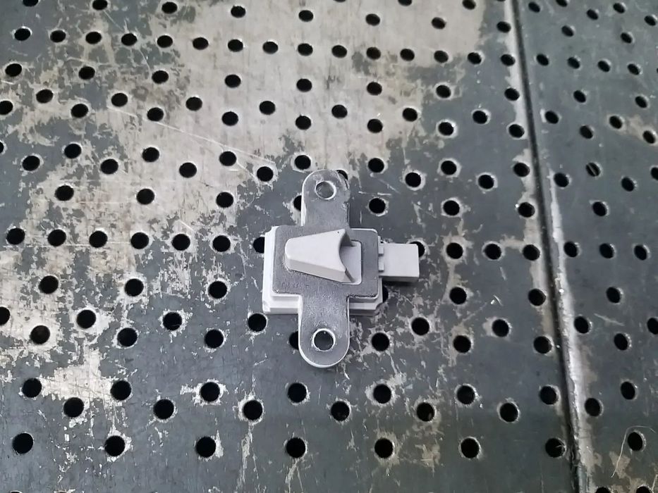 Senzor impact mercedes c class w204 a2048210651 56054047ab