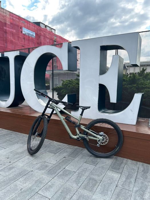 Specialized status 2 dh in stare perfecta