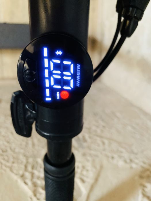 Elektronniy somakat ideal xolatda