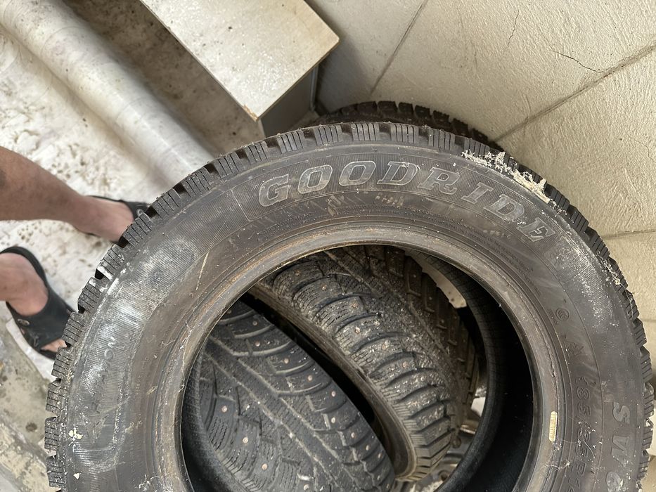 Резина зимняя на14