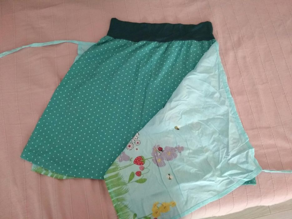 Оригинална пола с цветя