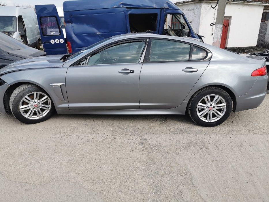 Dezmembrez Jaguar xf 2,2/2,7 3.0 facelift 2010 2012 2015/piese jaguar/