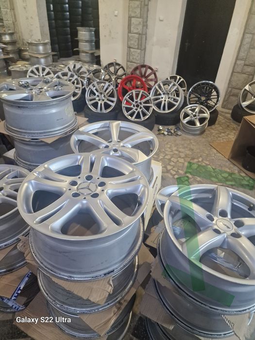 Mitsubishi 16 цола Honda Accord 2 комплекта  Оригинал Carisma  Galand