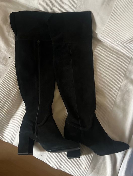 Cizme Zara negre piele întoarsă noi