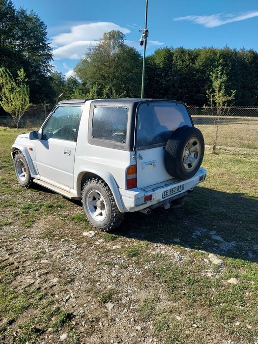 Vând Suzuki vitara 1,6 benzina 16 valve