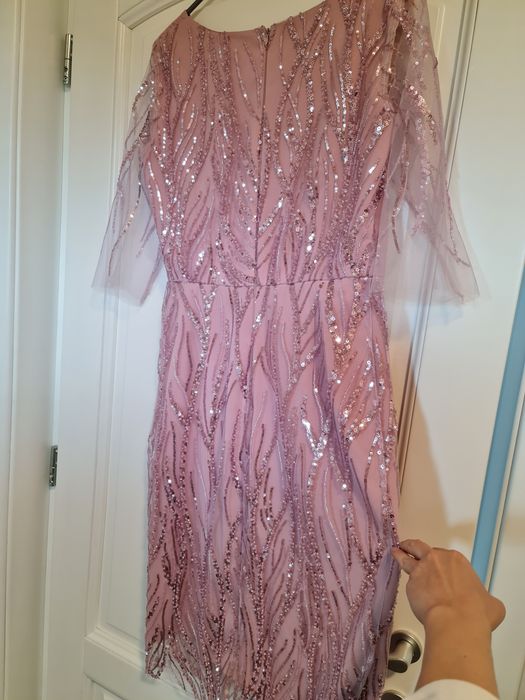 Rochie roz cu paiete