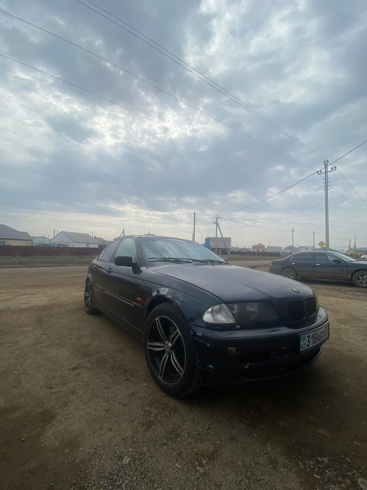 BMW 318 год 2000