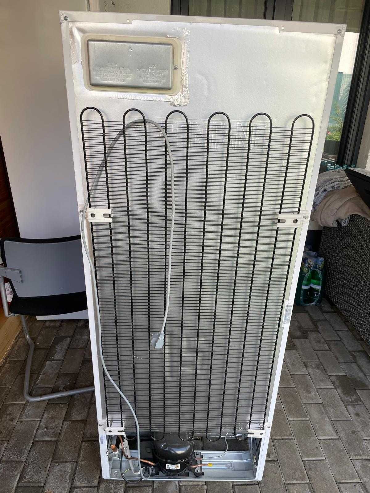 Vand Congelator Arctic