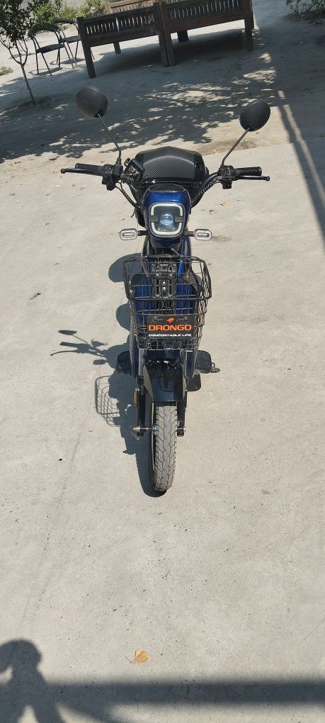 Skuter sotiladi yangidek aybi yuq