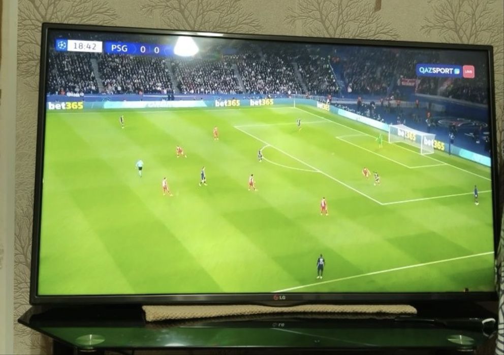 Продам телевизор LG