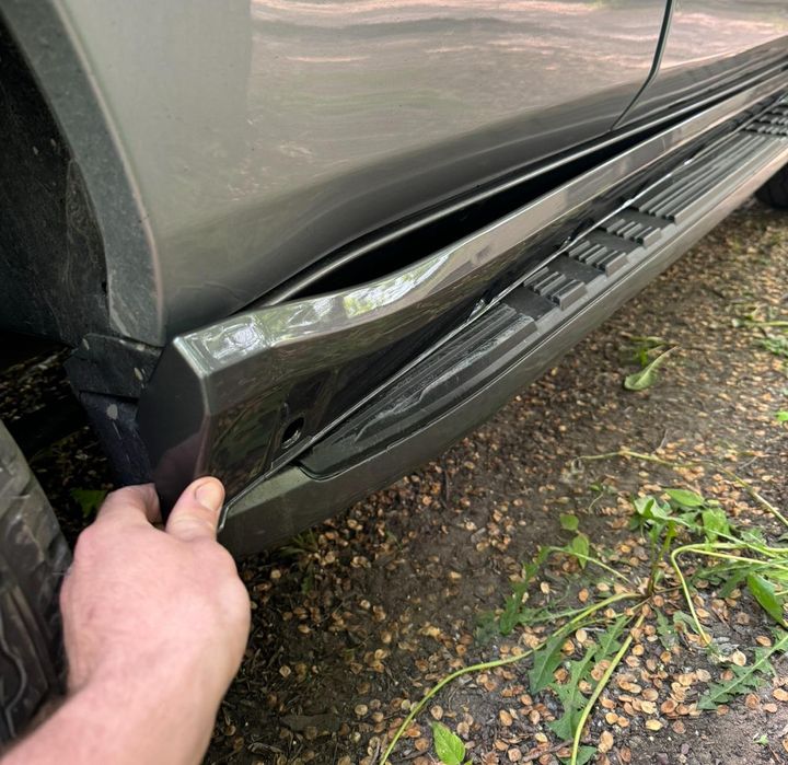 Молдинг порога дверей Toyota land cruiser Prado 120 gx470