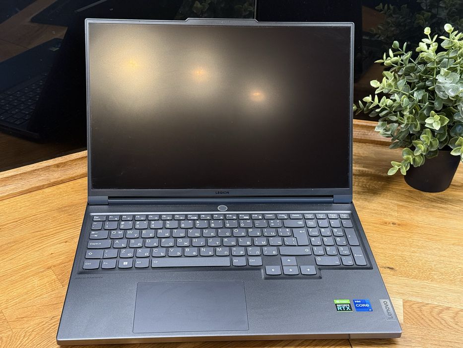 Lenovo Legion Slim 7i 16IAH7