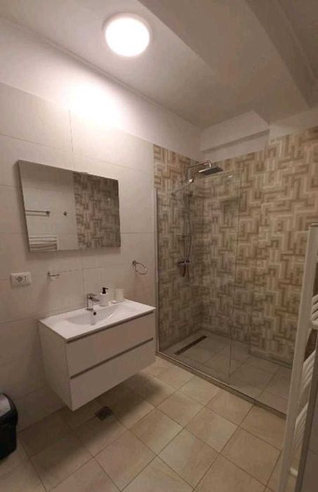 Mobilă + electrocasnice pentru ap. complet, modern, ca nou