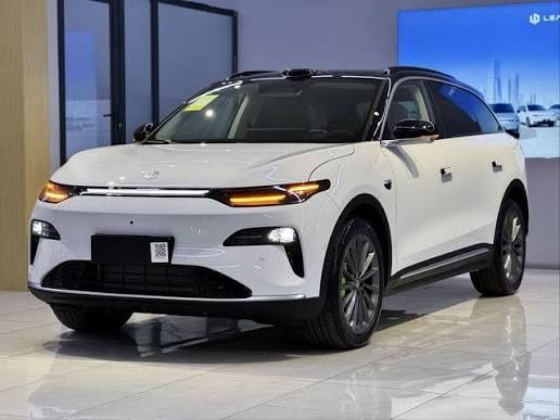 Leapmotor C11 2026 model smart Lidar 300 KM hybrid