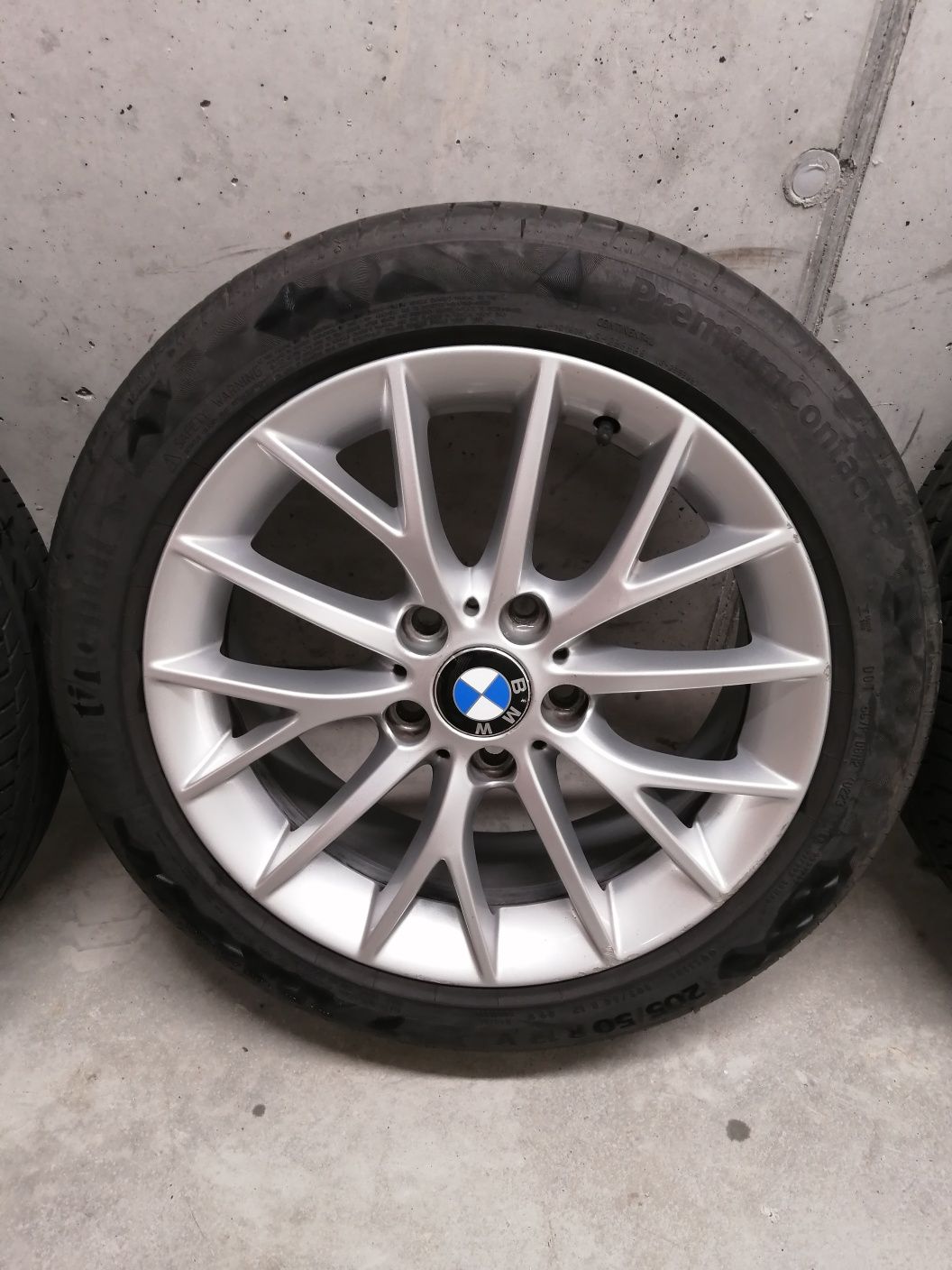 Jante de aluminiu BMW original cu cauciucuri de vara noi