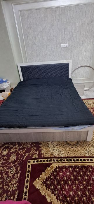 Спальня кровать продаю