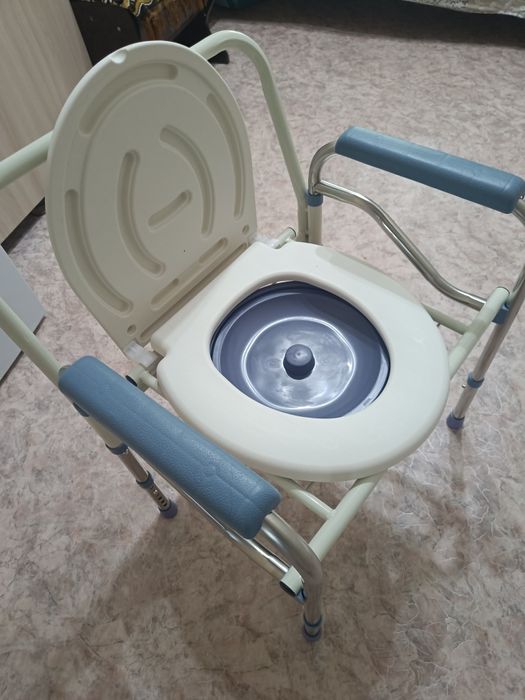 Стул туалет  с санитарным оснащением