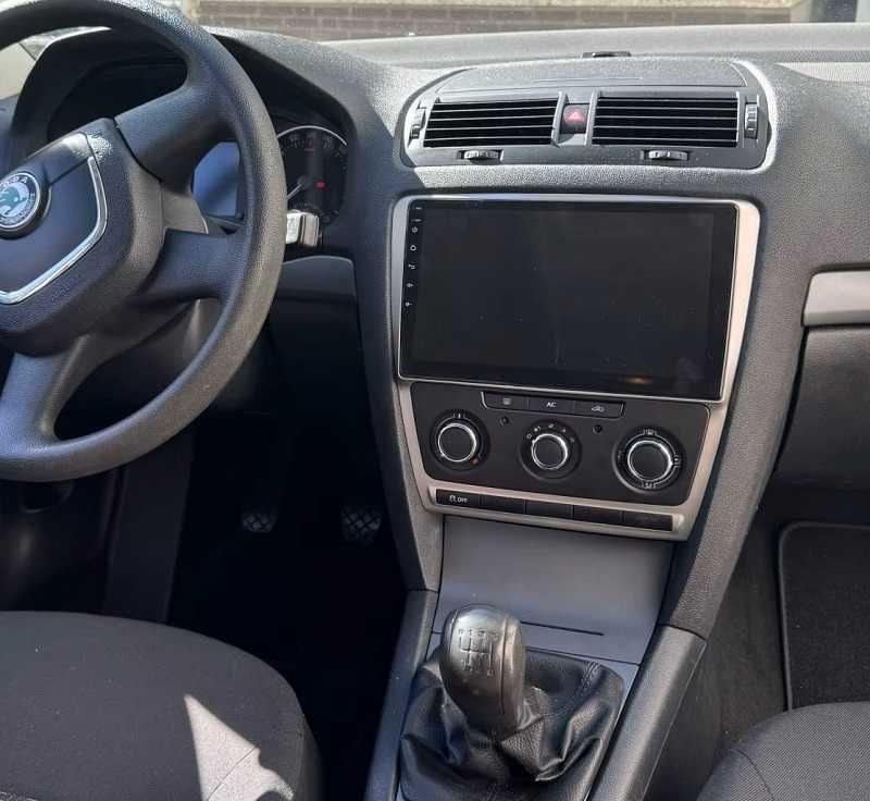 Мултимедия Android навигация за Skoda Octavia