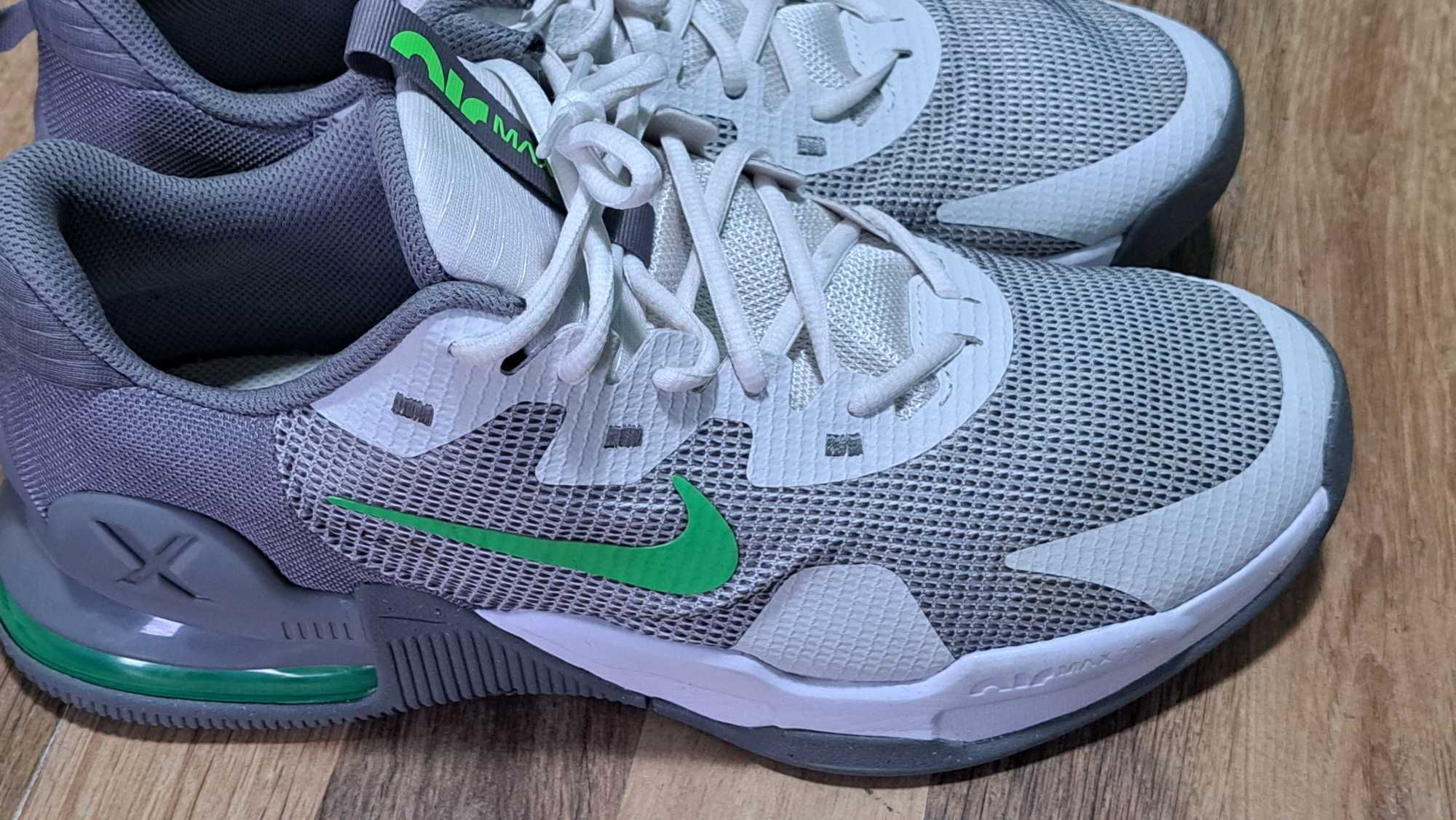 Asiks gel-маратонки 44 номер,Nike-44 номер нови