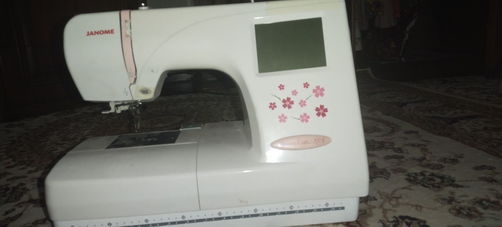 Вышивка машинка janome E 375