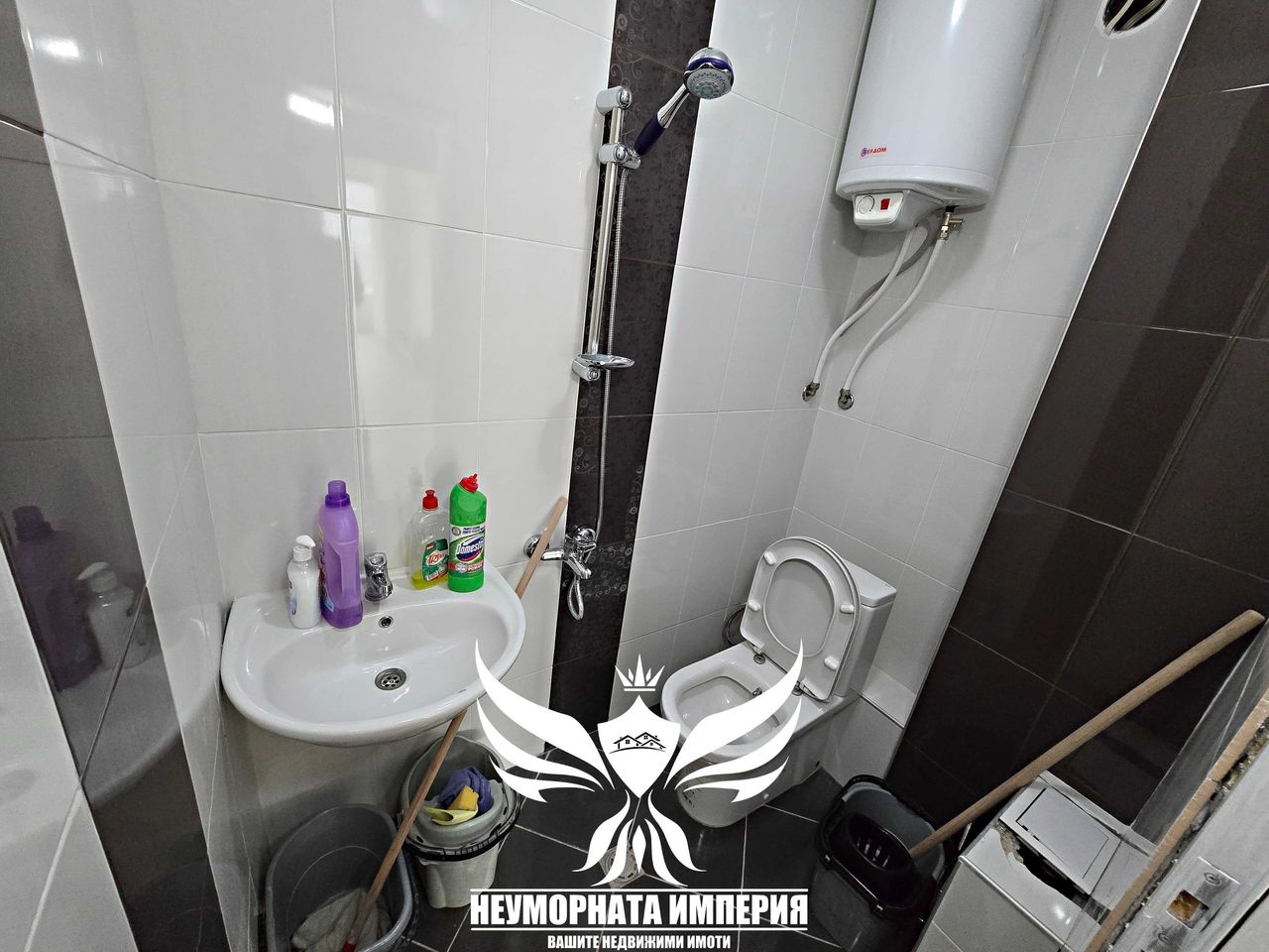 Дава се под наем Тристаен апартамент в Асеновград - 76 кв.м за 383 € - Снимка #22