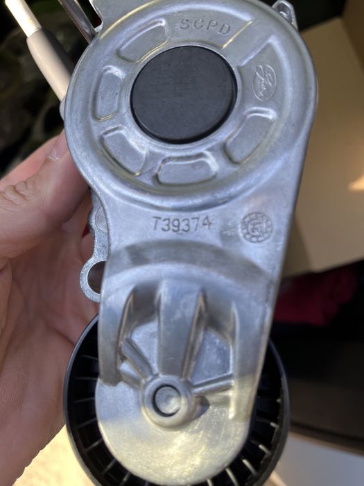 Kit GATES (curea transmisie+rola intinzatoare) cod: K026PK963