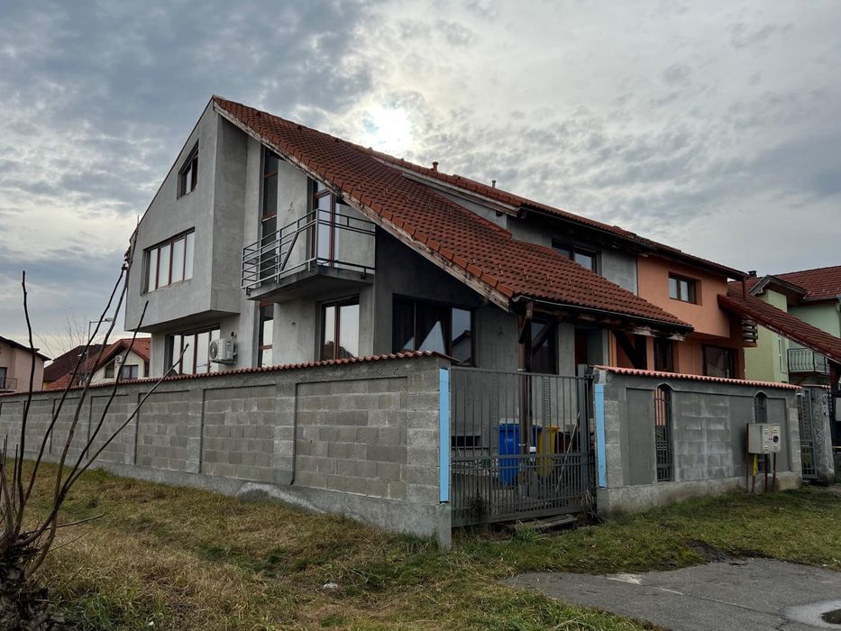 Casa de vanzare cartierul Tineretului Sibiu