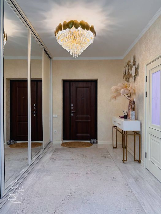 Продаётся КВАРТИРА 3/4/7 на 105м2 ЖК "Янги Дархан" Ор-р: ул. Аккурган