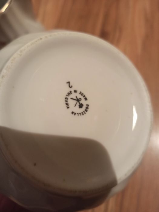 Захарница и каничка за мляко завод Китка