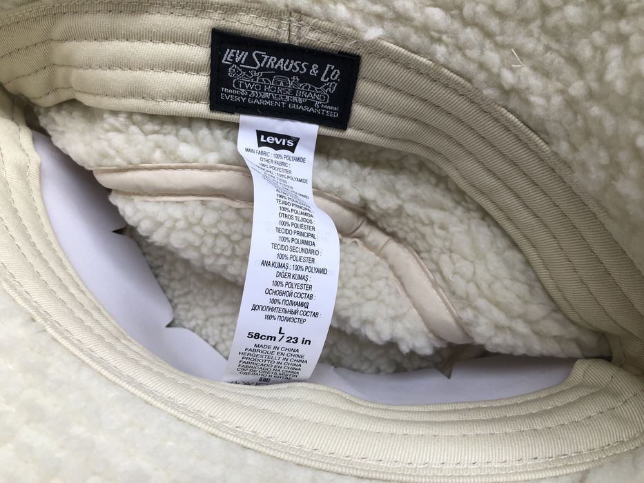 Levis / Levi’s Bucket Hat ОРИГИНАЛНА шапка идиотка