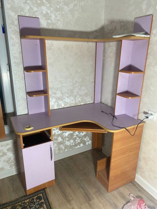 шкаф пен стол для учебы