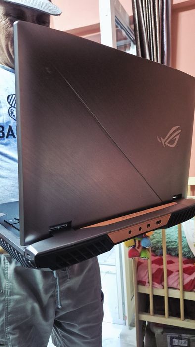 Laptop Gaming ASUS ROG G703GXR i7-9750H ram 40gb rtx 2080