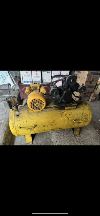 Воздушный компрессор