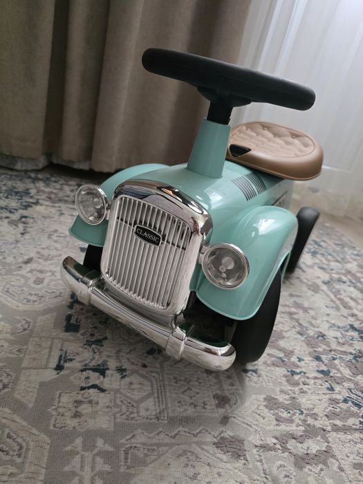 Продам ретро машинку, новую!