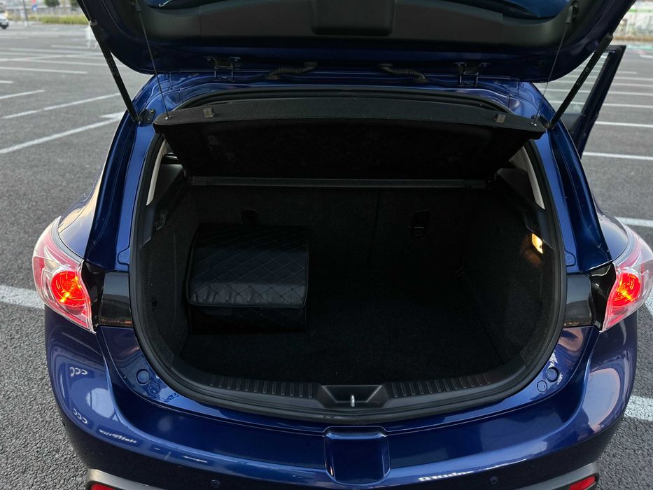 Mazda 3 1.6 Benzină – Compactă, fiabilă, ideală oraș / navetă